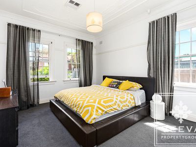 1A Bowman Street, Drummoyne