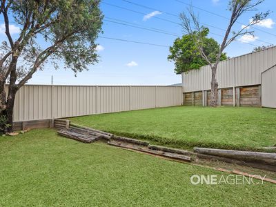 4 / 6 MacLeay Place, Albion Park