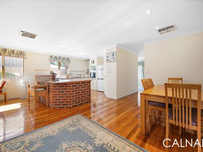 2A  Leeton Close , Halls Head