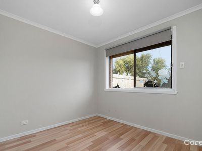 7 Pitta Cl, Werribee