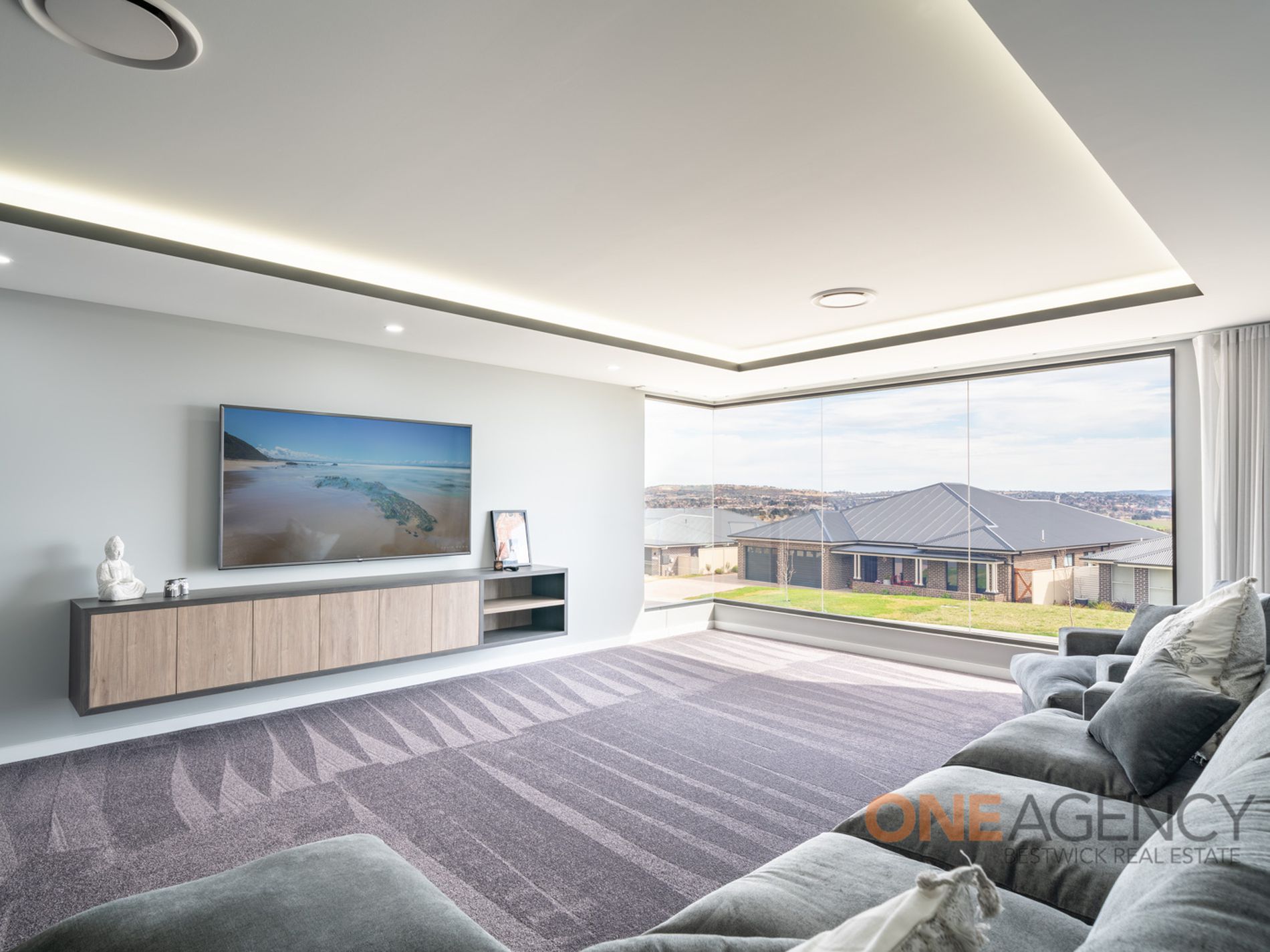 16 McGillan Drive, Kelso