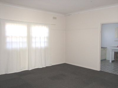 1 / 75 Reddall Parade, Lake Illawarra