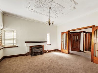 114 Summerhill Road, Glen Iris