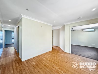 17 Eden Park Avenue, Dubbo