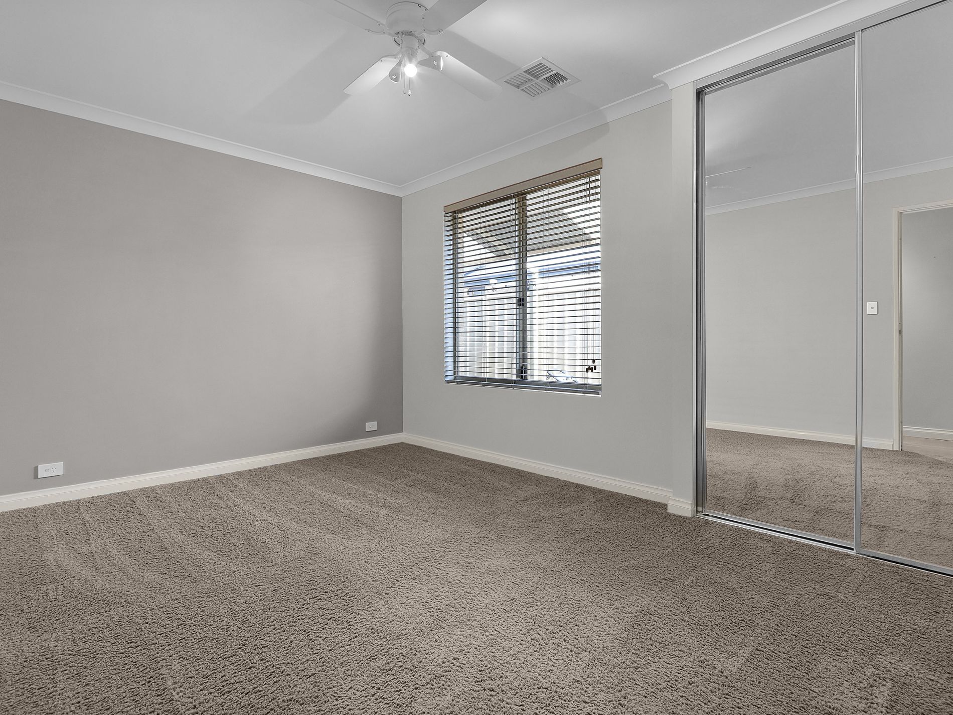 61 Country Road, Pinjarra