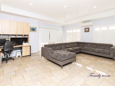 67 Amethyst Parkway, Aveley