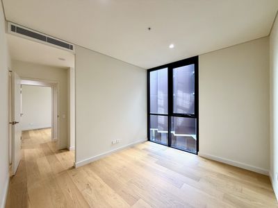 502 / 137 Anzac Parade, Kensington