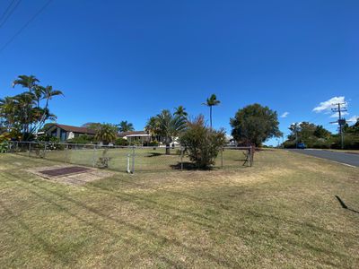 637 Boat Harbour Drive, Urangan
