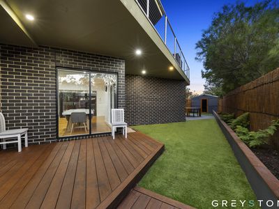 5 / 5-6 Chelsworth Place, Caroline Springs