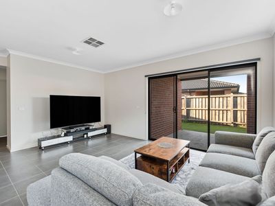 30 Maven Way, Tarneit