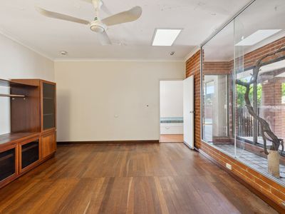 24 McLeod Street, Lockridge