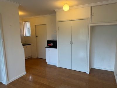 8 / 34 North Beach Road, North Beach