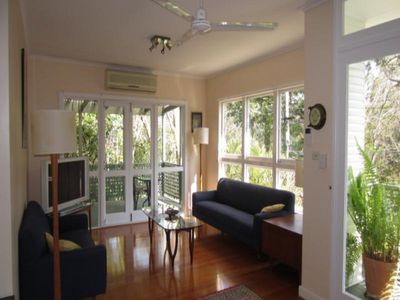 37 Iona Terrace, Taringa