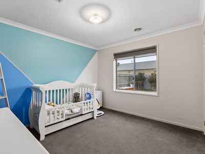 30 Stringers Lane, Leopold