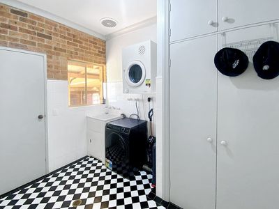 6 Brahman Street, Forbes