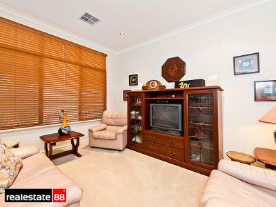 38B Leeds Street, Dianella