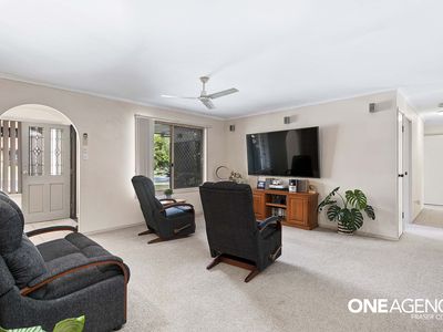 28 Vanda Street, Urangan