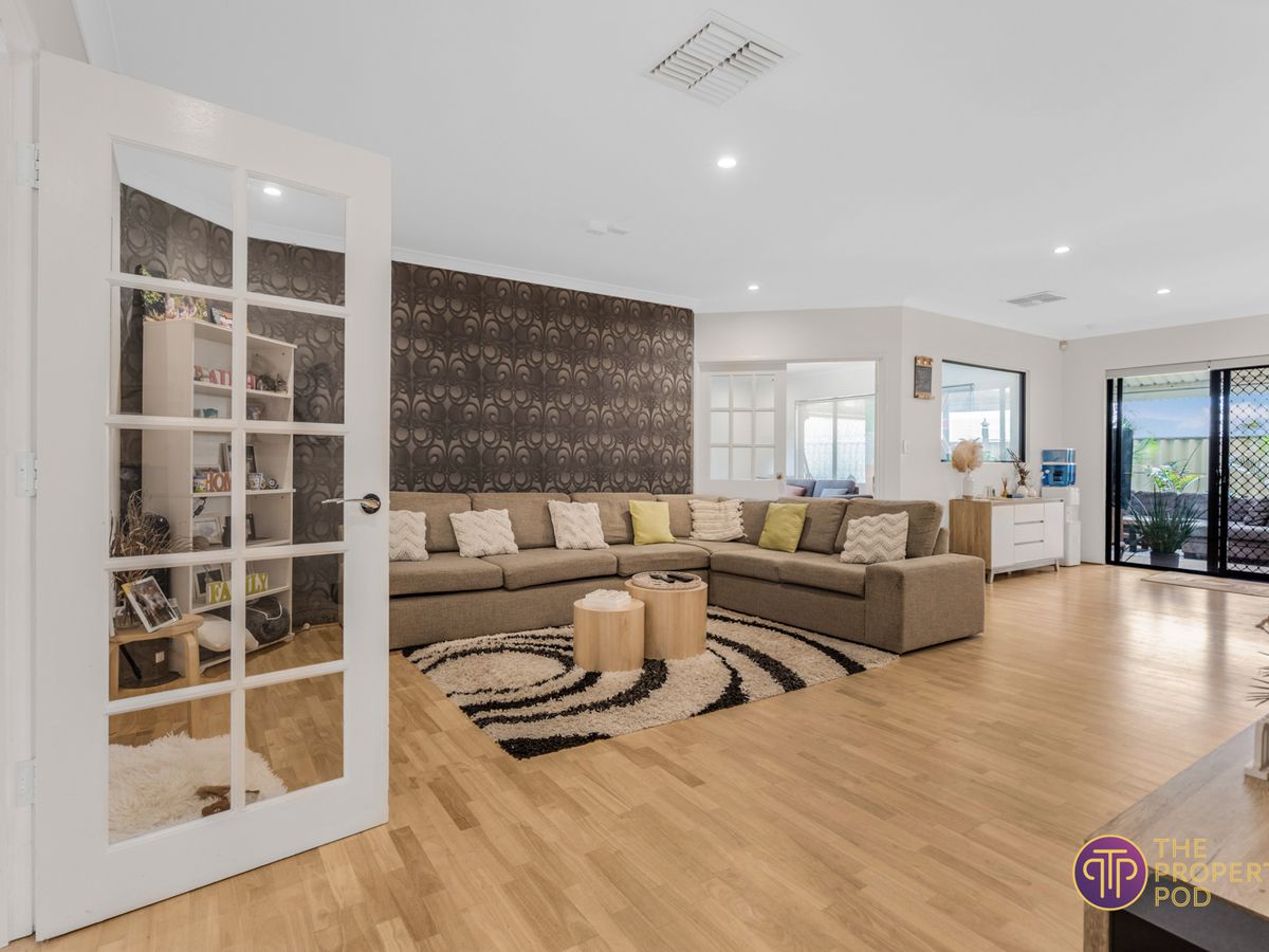 13 Teakwood Loop, Thornlie