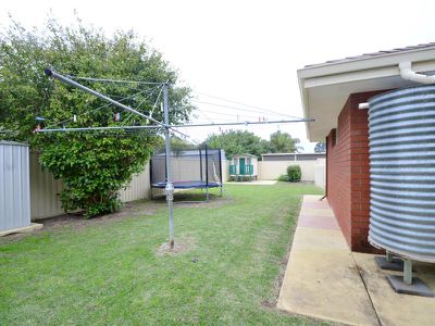 70 Hilton Crescent, Maddington