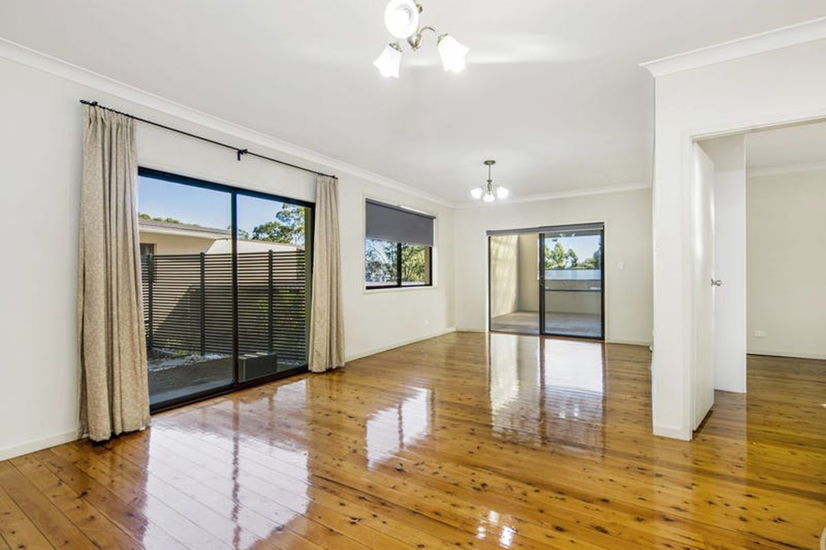 1 / 10 Margin Street, Gosford