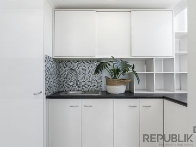 63 / 11-17 Hughes Avenue, Main Beach