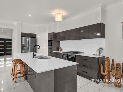 48-50 Mackenzie Avenue, Riverbend