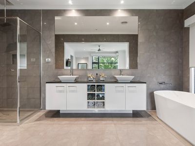 28 Trentham Way, Langwarrin