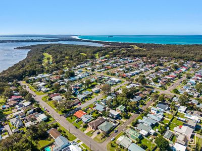 2 Sixth Avenue, Toukley