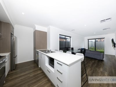 7 Benson Drive, Werribee