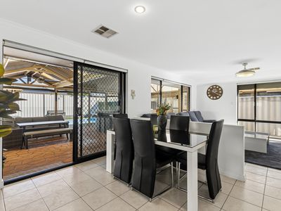 6 Currawong Court, Bennett Springs