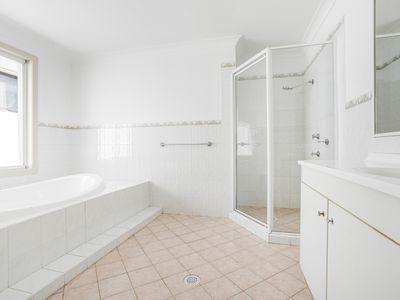 36 Richard Crescent, Cecil Hills
