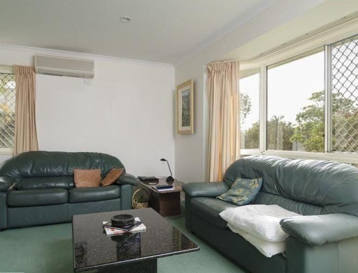 Family home in central location image 2