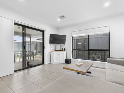 27 Ornata Street, Munno Para