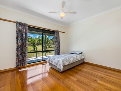 111 Doolan Crescent, Heathcote