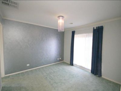 2 Brookville Avenue, Werribee