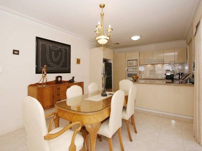 3A Locke, Mount Pleasant
