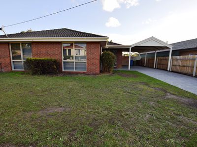 53 Meredith Crescent, Hampton Park