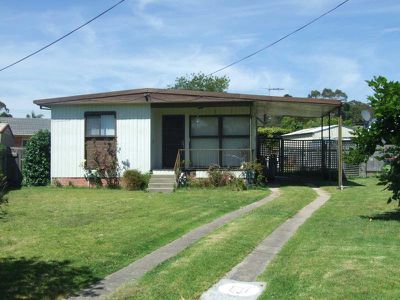 26 Lakeside Drive, Eden
