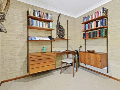 10 Essex Close, Springwood