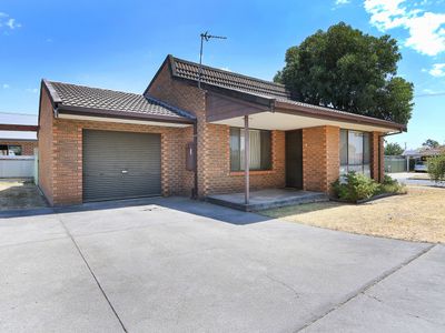 1 / 7 Cyrilla Court, West Wodonga