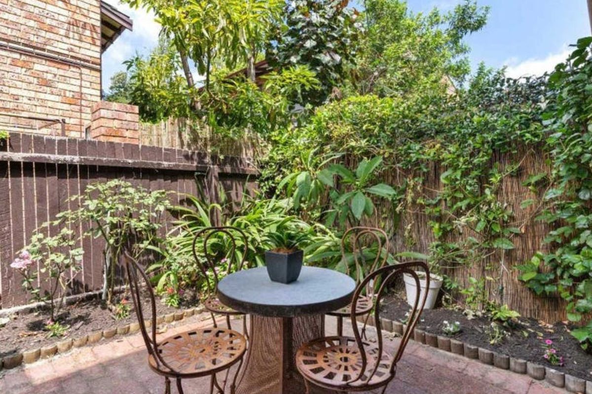 2 / 16 Monash Avenue, Nedlands