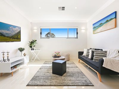 8 Oakes Avenue, Eastwood