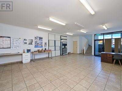 1 & 2 / 92 Forsyth Street, O'connor