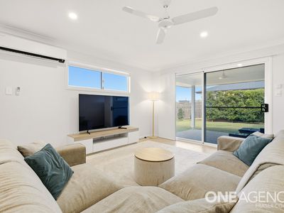 2 Lasiandra Court, Urraween