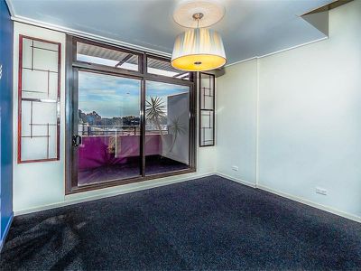 P904 / 287 Pyrmont Street, Ultimo