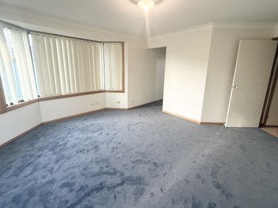 11 Rossini Drive, Hinchinbrook