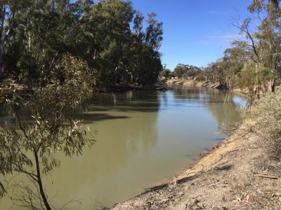 6511 Swan Hill Road, Moulamein