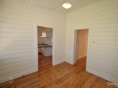12 Jubilee Street, Dubbo
