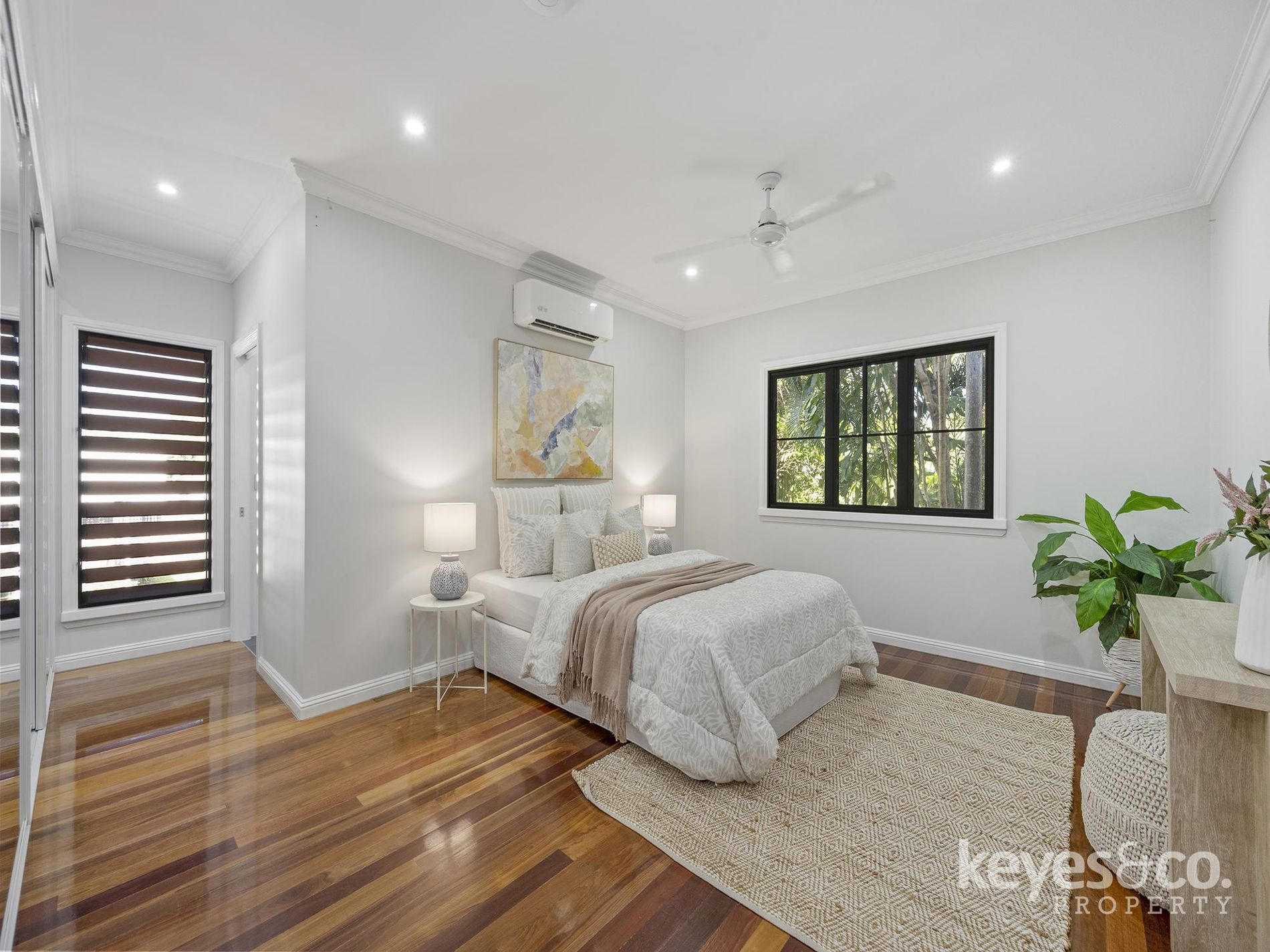 100 Palmerston Street, Gulliver