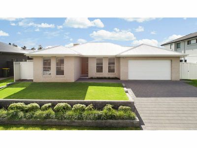 9 Ellenborough Avenue, Dubbo